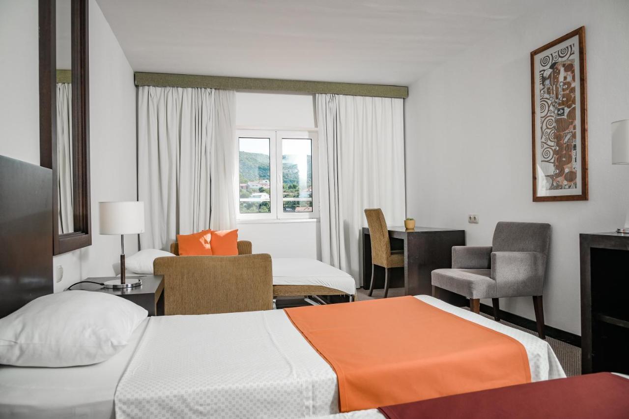 Hotel International Rab Town Exteriör bild